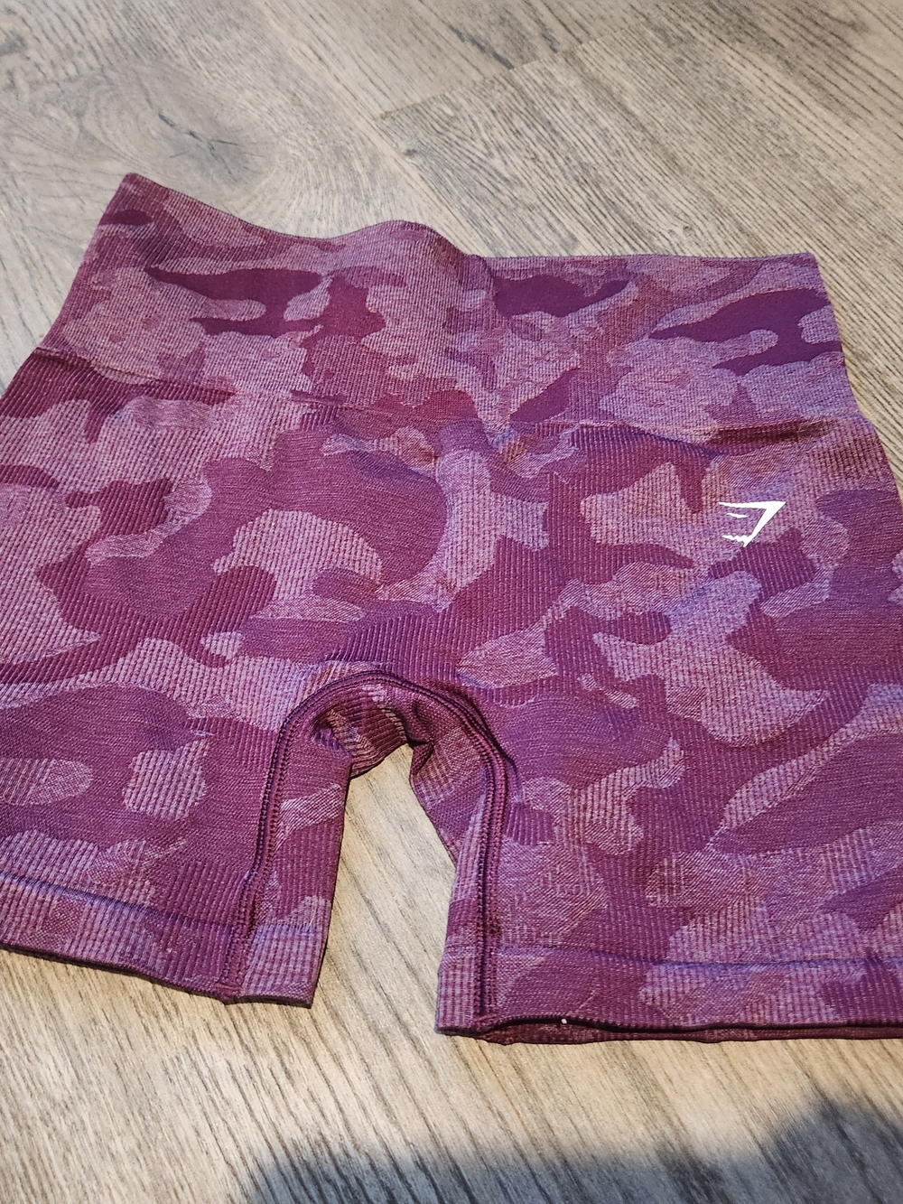 Gymshark Maroon Camo Seamless Bike Purple-small